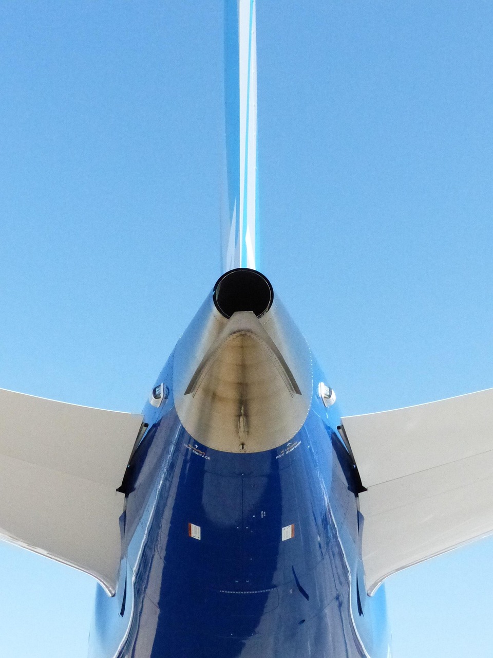 team-05 plane, fuselage, aviation